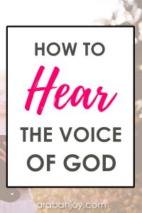 Does God speak to us today? Learn how to discern God's voice and how to know when God is leading you. #faithbuilding #spiritualgrowth