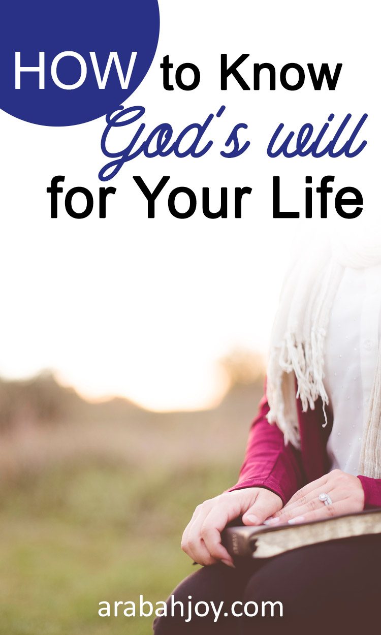 Knowing God's will can sometimes seem daunting. Let these 4 simple tips show you what the Bible says about how to know God's will for your life. 